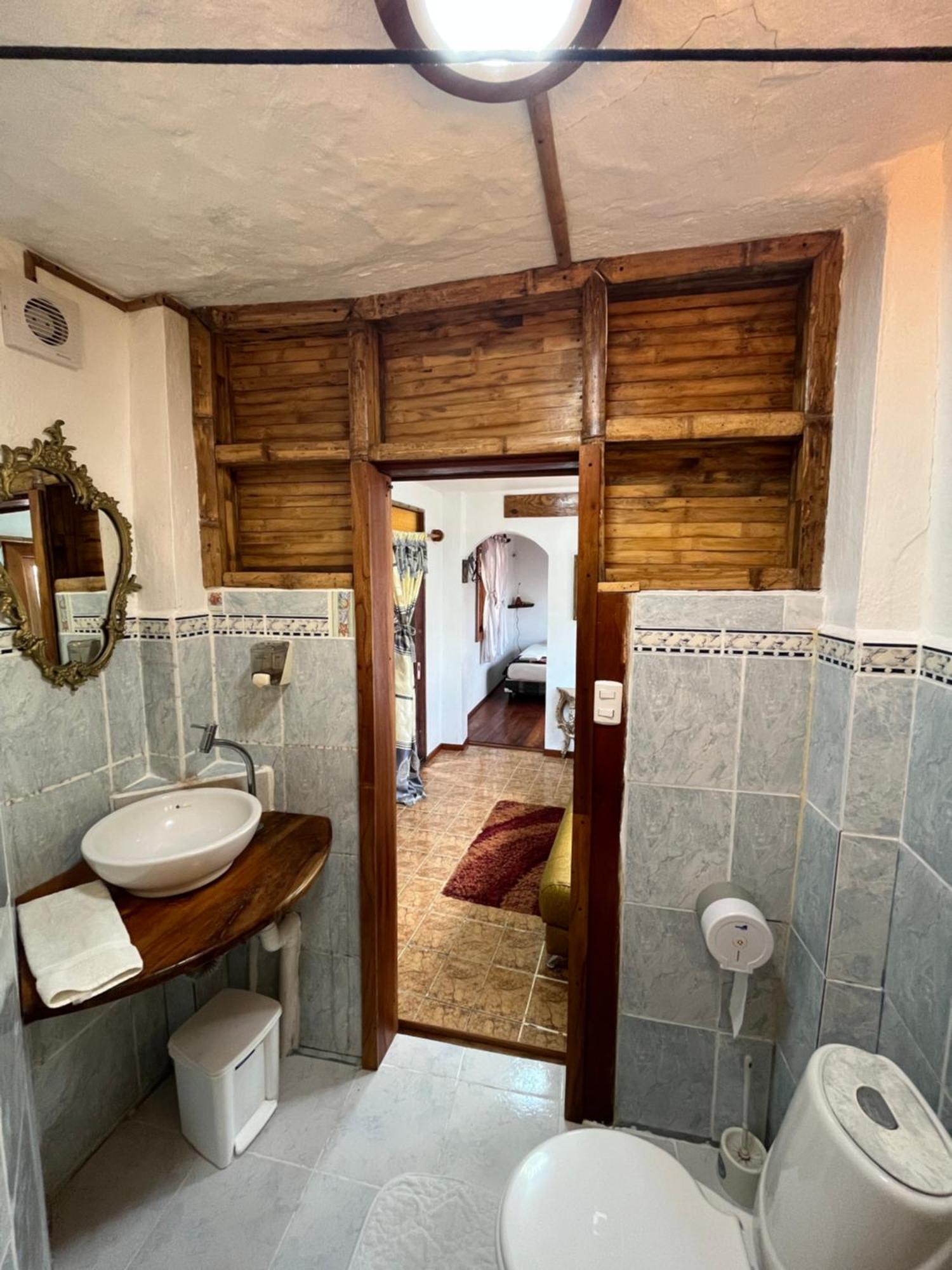 Lonesome George Ecolodge Puerto Ayora  Εξωτερικό φωτογραφία