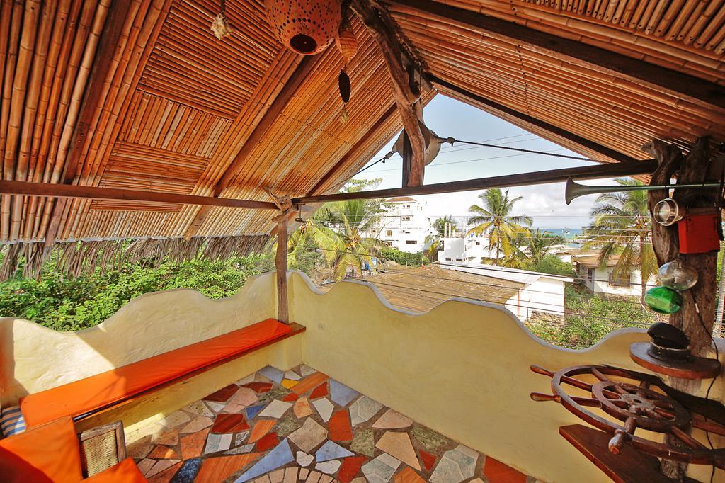 Lonesome George Ecolodge Puerto Ayora  Εξωτερικό φωτογραφία