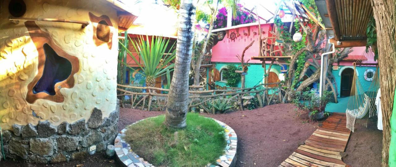 Lonesome George Ecolodge Puerto Ayora  Εξωτερικό φωτογραφία